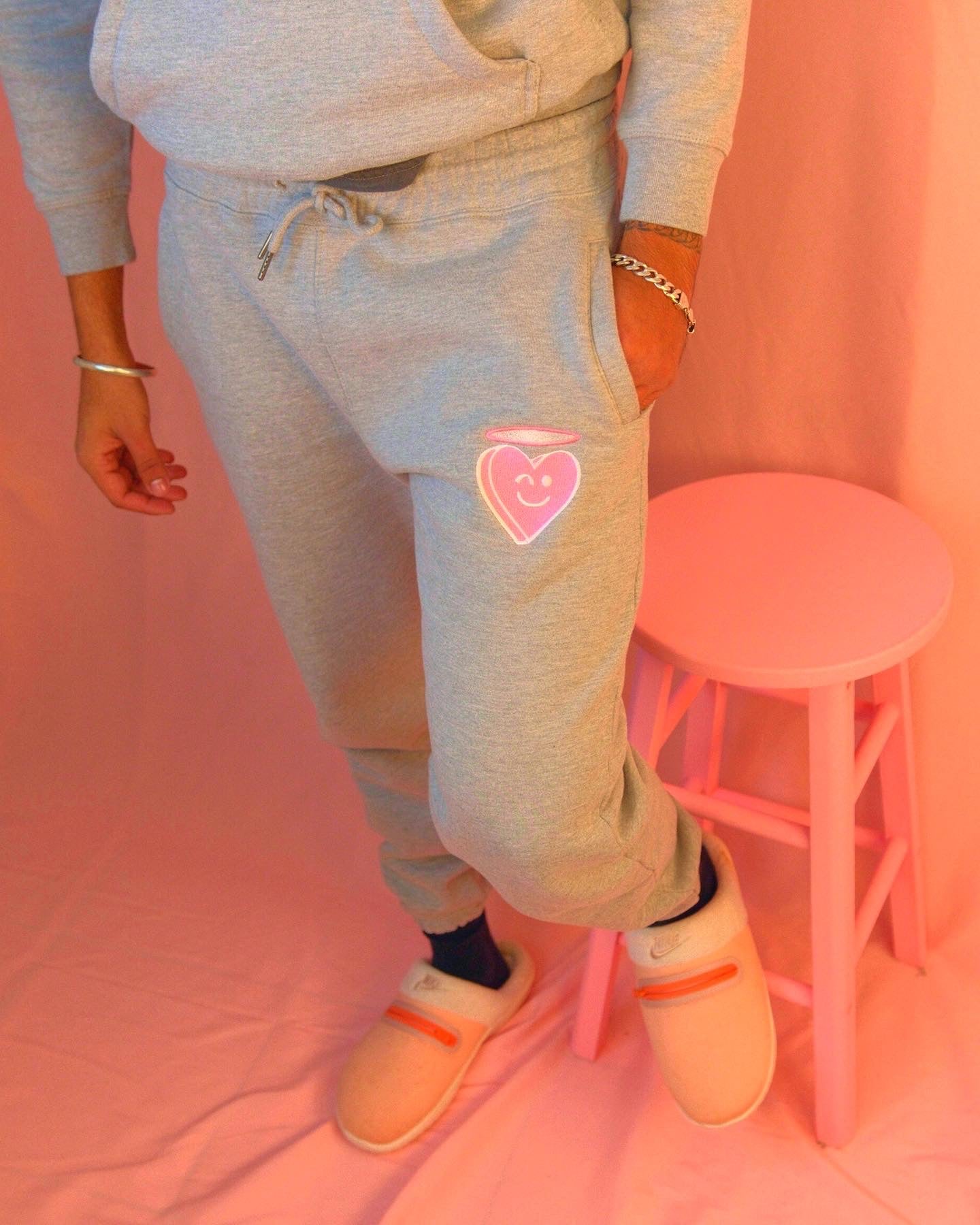 COZY SWEATS GREY