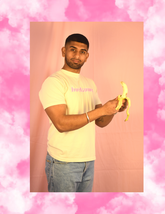 1 OF 1 PHOTO OF MOHIT WITH BANANA